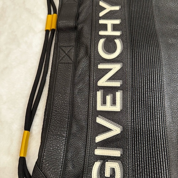 Givenchy Black Drawstring Bag-unisex - Picture 4 of 12